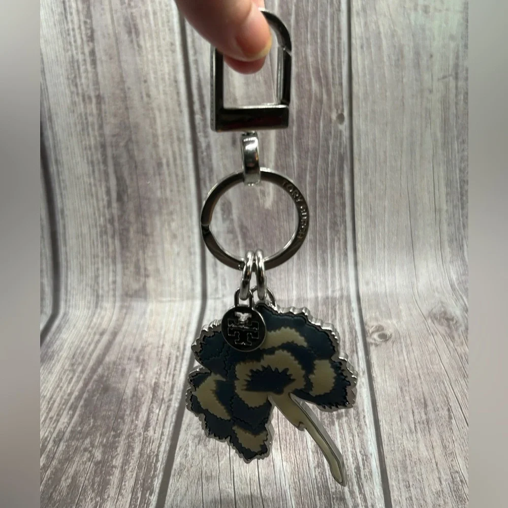 TORY BURCH Carnation Enamel Bag Charm/ Keychain Blue White Silver